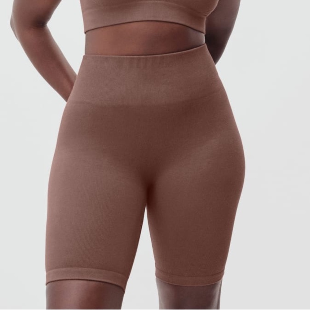 Everlane Seamless Bike Shorts Acorn Brown Women’s XL/XXL